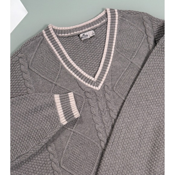 Hollister Sweaters - Hollister Cable Knit Pullover Sweater Womens L Gray V-Neck Casual CozyCore